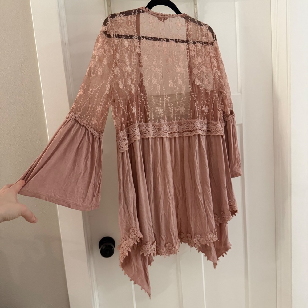 POL Dusty Rose Lace Boho Kimono Cardigan Bell Sleeve Medium Romanic Embroidered